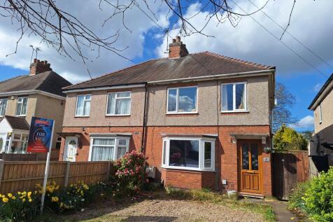 Goodyers End Lane, Bedworth, CV12 0HR 3 bed semi
