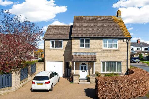 Long Acre Walk, Pannal, Harrogate... 5 bed detached house for sale