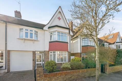 4 bedroom semi-detached house for sale
