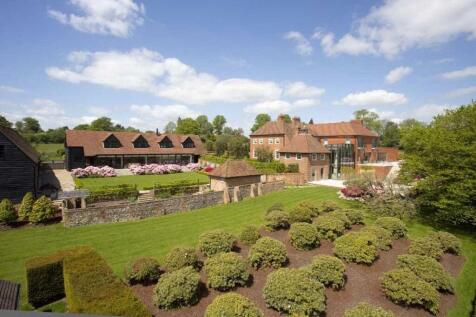 10 bedroom detached house for sale