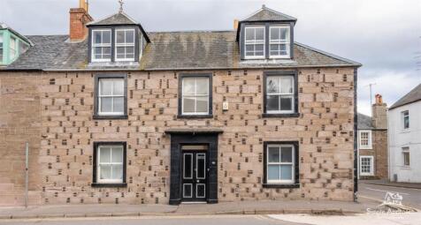3 bedroom maisonette for sale
