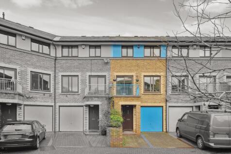 Cinnamon Street, Wapping, London, E1W 3 bed terraced house for sale