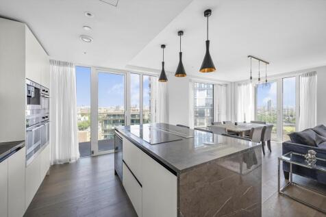 Admiralty House, Vaughan Way, London... 3 bed apartment for sale
