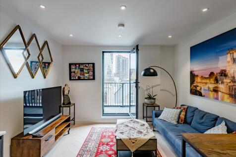 Eastlight Apartments, Dock Street... 2 bed apartment for sale