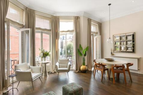 Bramham Gardens, London SW5 2 bed apartment for sale