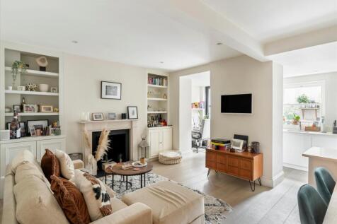 Campden Hill Gardens, London, W8 1 bed flat for sale