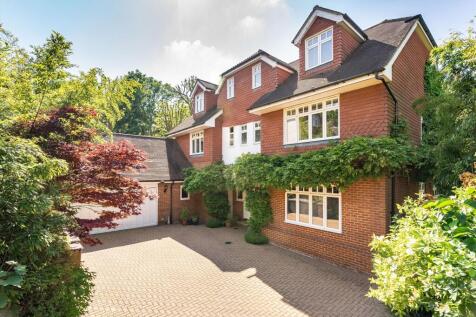 6 bedroom detached house for sale