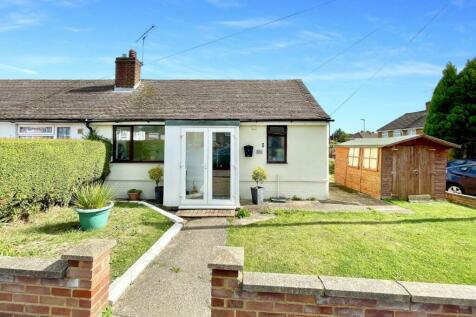 1 bedroom semi-detached bungalow for sale