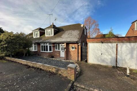 2 bedroom semi-detached house for sale