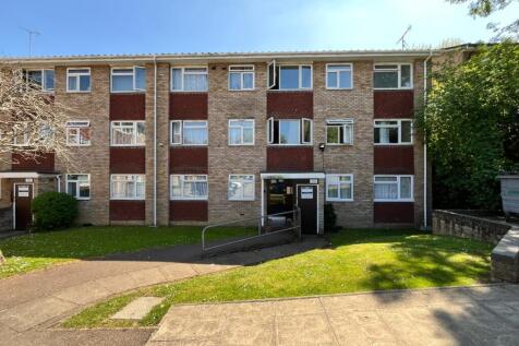 Braithwaite Court, Malzeard Road... 2 bed apartment for sale