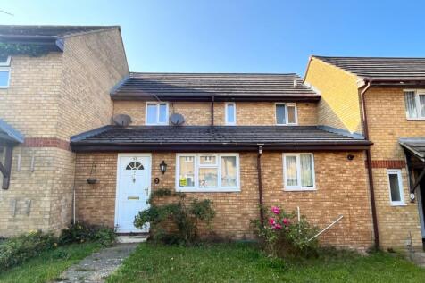 Underwood Close, Luton, Bedfordshire... 3 bed terraced house for sale