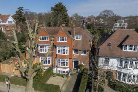 Ferncroft Avenue, Hampstead, NW3 7 bed house for sale