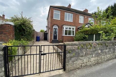 3 bedroom town house for sale