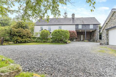 Llanwrthwl, Llandrindod Wells, Powys... 5 bed detached house for sale