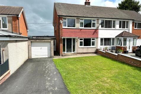 Garden Suburb, Llanidloes, Powys, SY18 3 bed semi