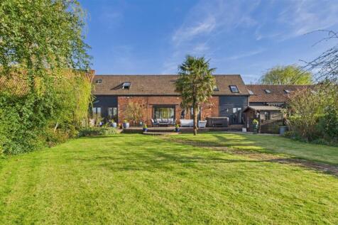 Chevers Hall, Chelmsford Road, Ongar 3 bed barn conversion for sale