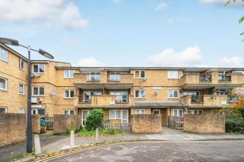 Montague Square, Peckham, London, SE15 1 bed flat for sale