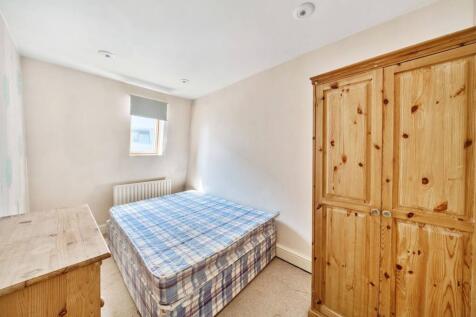 Camberwell Road, Camberwell, London, SE5 2 bed flat for sale