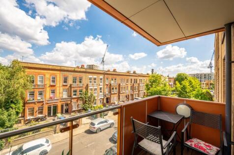 Southampton Way, Camberwell, London, SE5 1 bed flat for sale