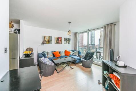 St George Wharf, Vauxhall, London, SW8 2 bed flat for sale