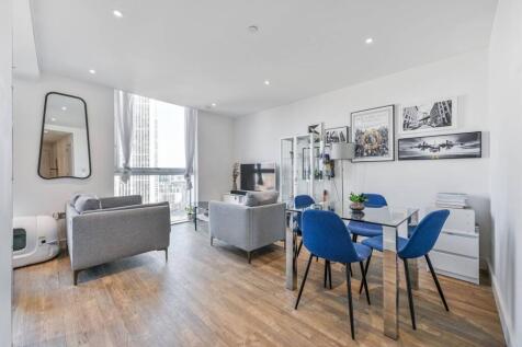 Wandsworth Road, London, SW8 2FJ... Studio for sale