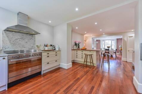 Durand Gardens, Stockwell, London, SW9 5 bed house for sale