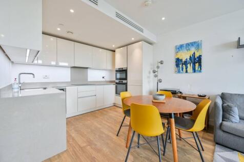 Gladwin Tower, Nine Elms, London, SW8 1 bed flat for sale