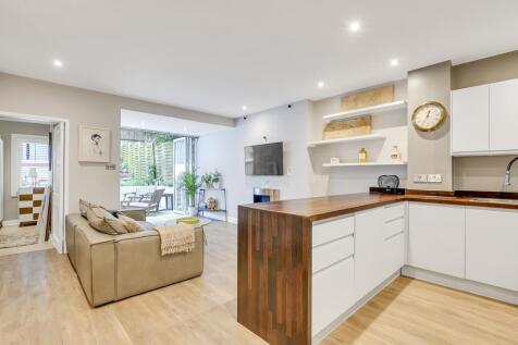 Holland Road, London 2 bed flat for sale