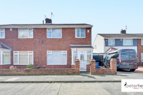 Primrose Precinct, Fulwell, Sunderland 3 bed semi