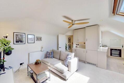 Shepherds Hill, London N6 1 bed flat for sale
