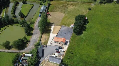 5 bedroom farm house for sale