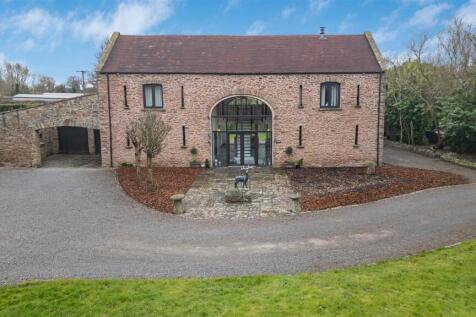 4 bedroom barn conversion for sale