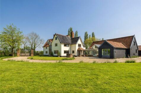 6 bedroom detached house for sale