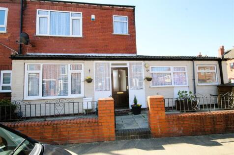Ashton Street, Castleford 2 bed terraced house for sale