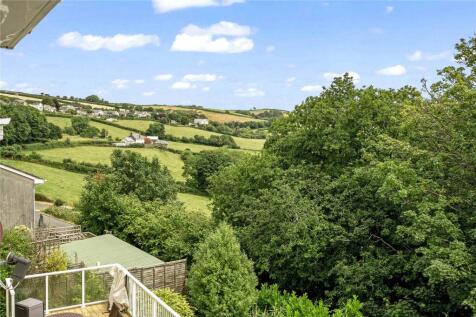 Washabrook Way, Kingsbridge, Devon, TQ7 4 bed detached house for sale