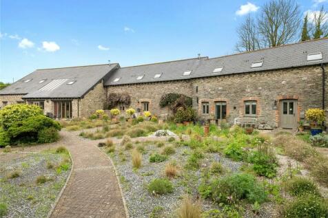 3 bedroom barn conversion for sale