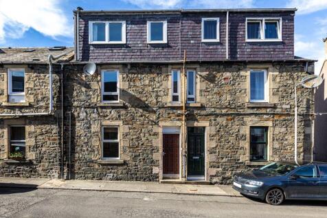 2 bedroom ground floor flat for sale