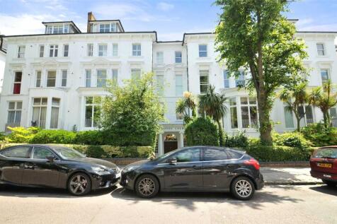 Ormonde Court, Belsize Grove, London... 1 bed apartment for sale