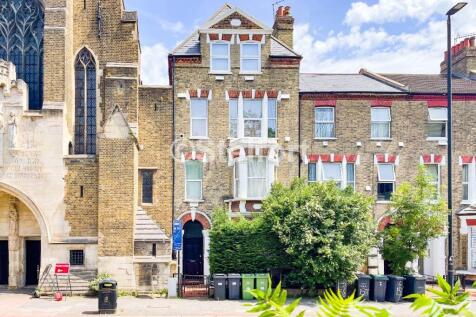 Archway Road, London, N6 2 bed flat for sale