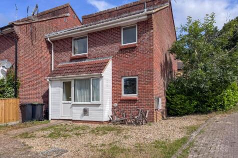 Eastleaze Road, Blandford Forum 1 bed cluster house for sale