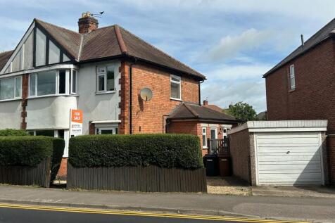 Spacious Home on Mill Street, Melton... 3 bed semi
