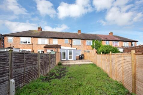 Fully Rennovated Home at Oak Road... 3 bed semi