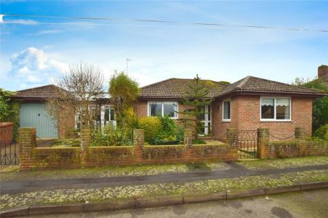 New Queens Road, Sudbury, Suffolk, CO10 1 bed bungalow for sale