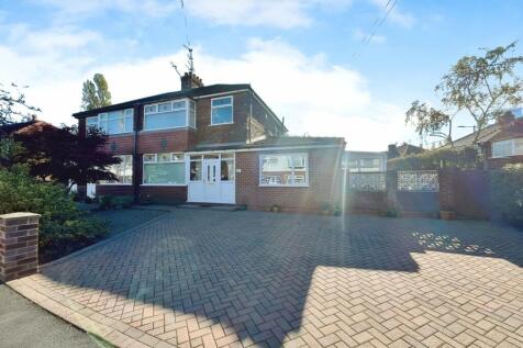 Edale Avenue, Reddish, Stockport, SK5 3 bed semi
