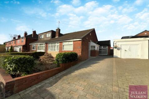 Broadstone Hall Road South, Reddish... 2 bed bungalow for sale