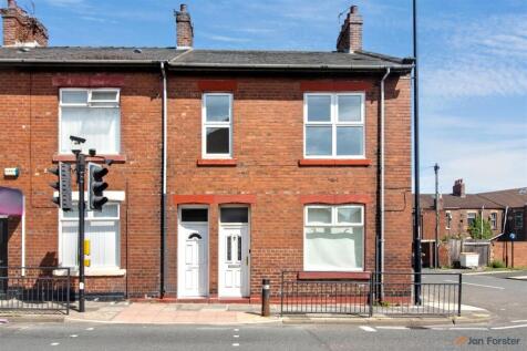 3 bedroom flat for sale