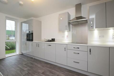 2 bedroom ground floor flat for sale