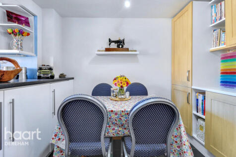 St Nicholas Street, Dereham 2 bed terraced house for sale