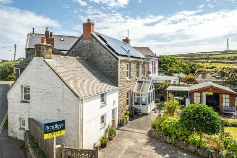 5 bedroom semi-detached house for sale