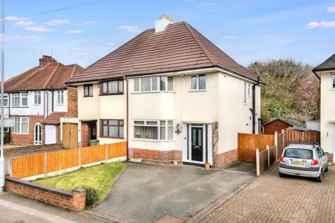 Finchfield Lane, Wolverhampton, WV3 3 bed semi